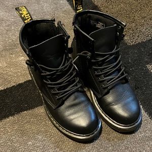Dr.martens kids size (3)